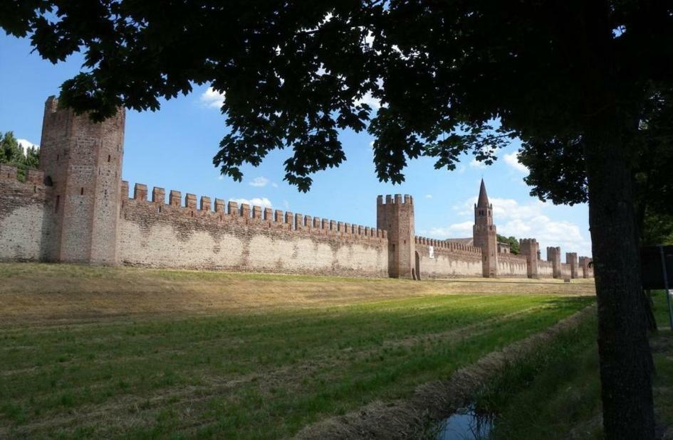 The Garden View Apartment - Le Ca De Boron Montagnana Montagnana  Zewnętrze zdjęcie